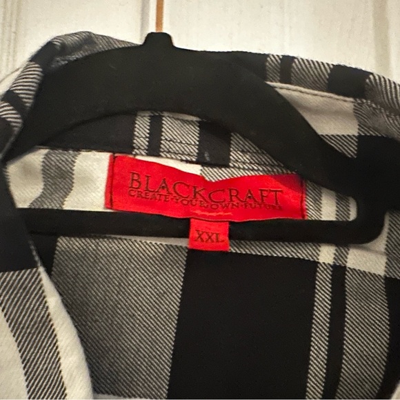 Blackcraft Love Me Like My Demons Do -
Flannel - Picture 5 of 8